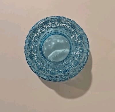 EAPG Glass Bowl Blue With Daisy And Button Crossbar Pattern - Thumbnail 6