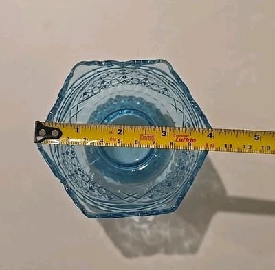 EAPG Glass Bowl Blue With Daisy And Button Crossbar Pattern - Thumbnail 4