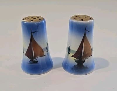 Sail Boats Salt & Pepper Shaker Set Japan Ceramic Scenic Blue Hand Painted Vtg - Thumbnail 2