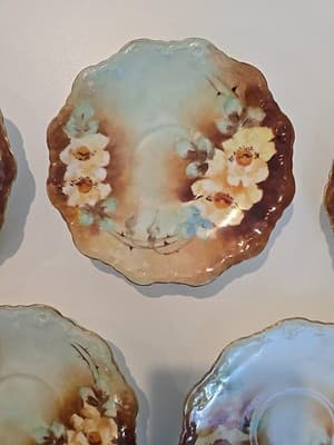 Antique UC Limoges Saucer Plates 6" Flowers Green Gold Edges Set of 5 - Thumbnail 3