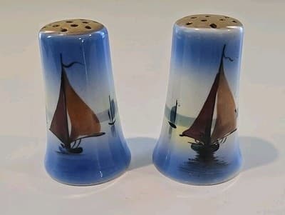 Sail Boats Salt & Pepper Shaker Set Japan Ceramic Scenic Blue Hand Painted Vtg - Thumbnail 7