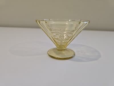 Vintage Amber/Yellow Madrid Federal Depression Glass Dessert Sherbet Cup - Thumbnail 2