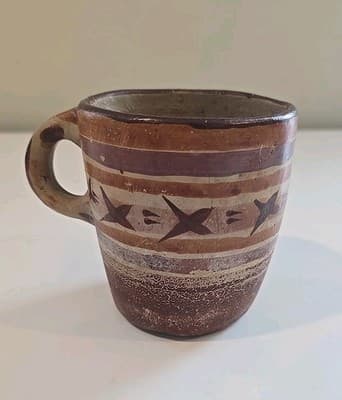 Hand-Crafted Mexico Mug Hand Painted From the 1950's Jalisco - Thumbnail 4