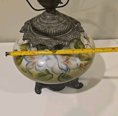 Antique Gone with the Wind Floral Oil Lamp Olive Blue Flowers - Thumbnail 5