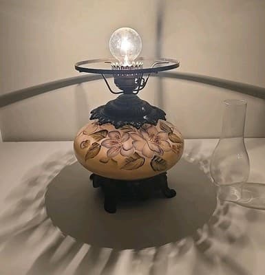 Antique Gone with the Wind Floral Oil Lamp Olive Blue Flowers - Thumbnail 16
