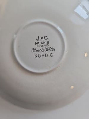Vintage J&G Meakin England Nordic Blue Onion 5.75" Saucer English Ironstone 4pc - Thumbnail 4