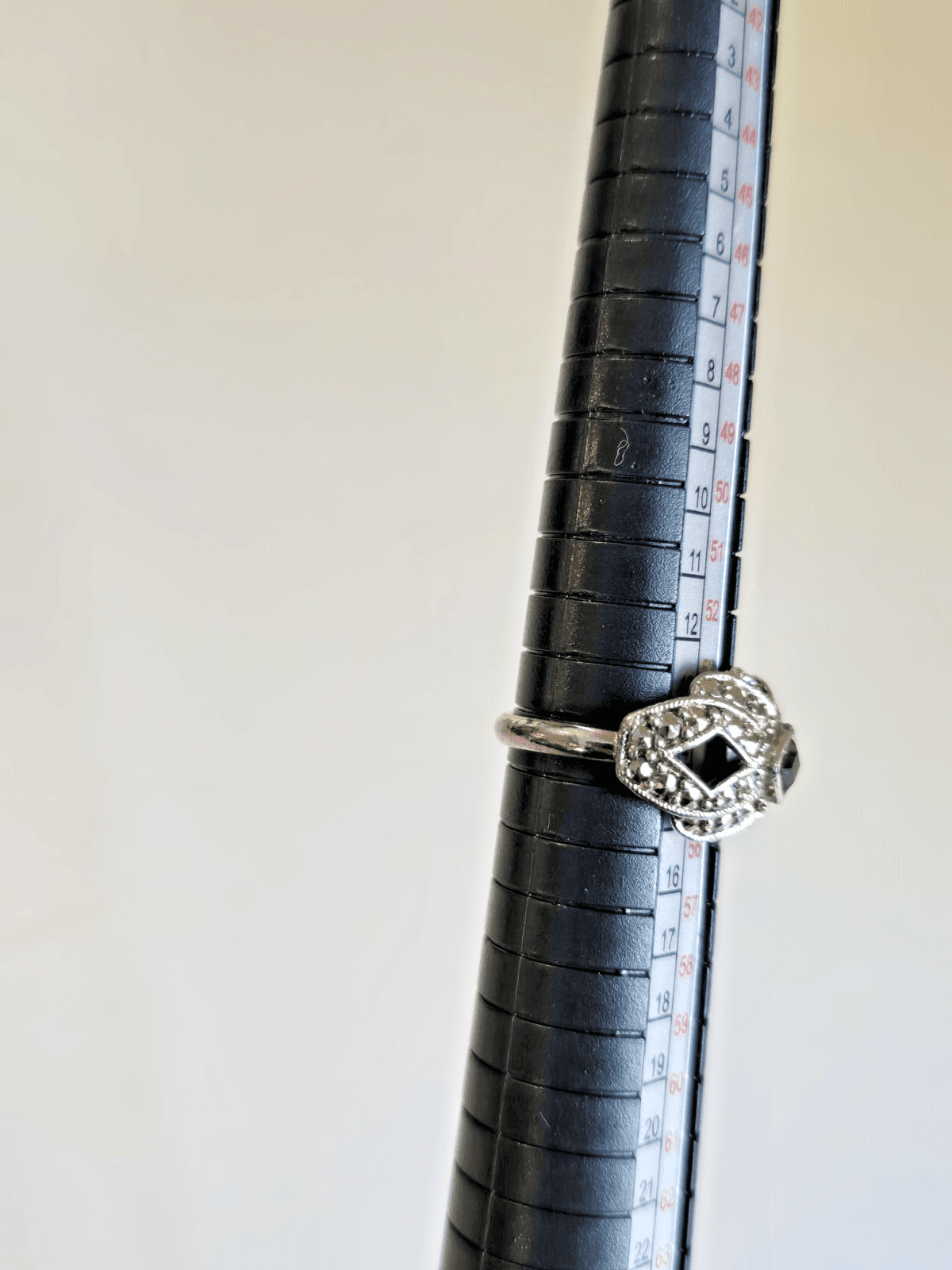 Vintage Avon Woven With Faux Marcasites Ring 7 Silver Tone Purple Stone - Thumbnail 6