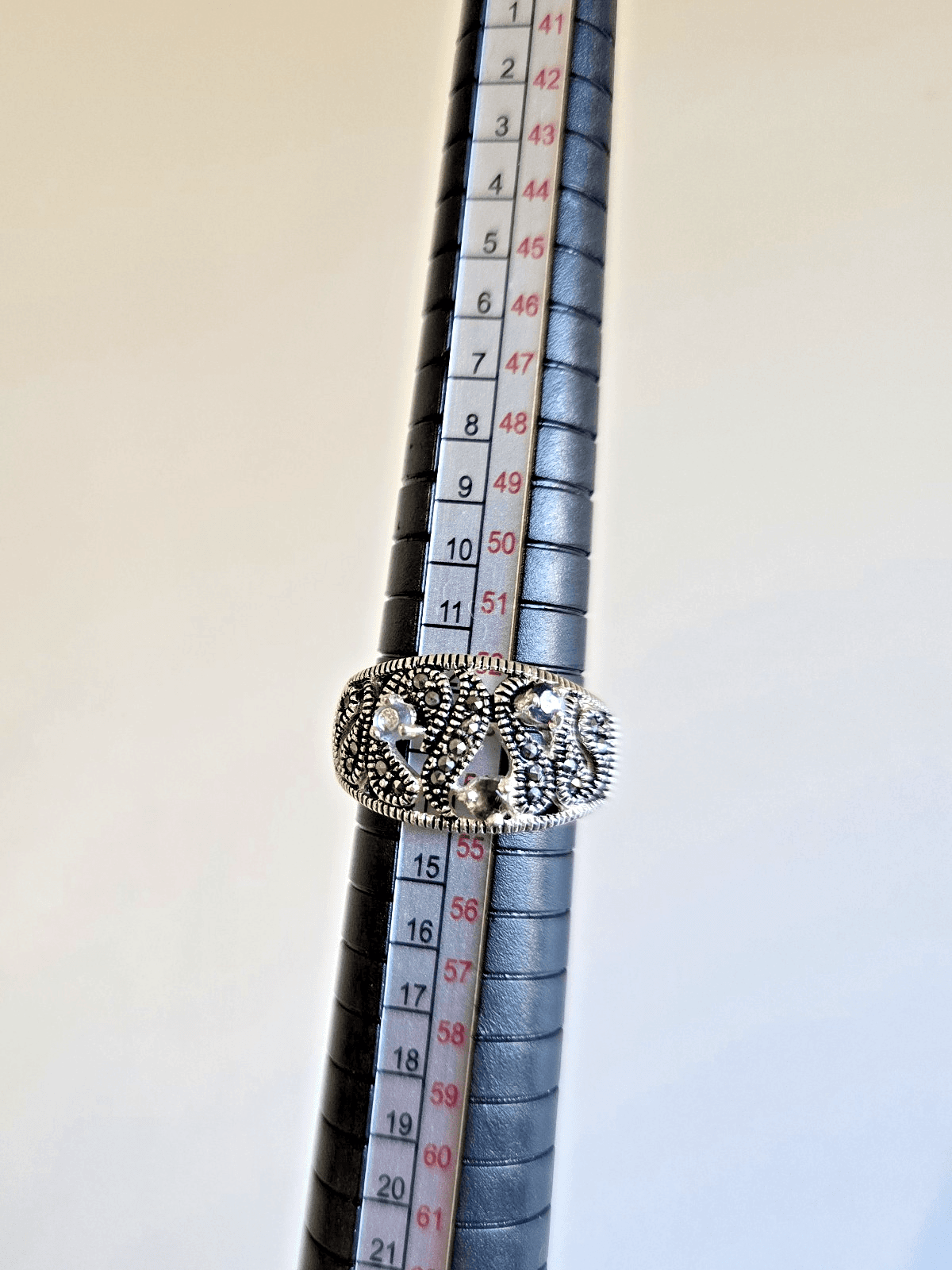 Silver Tone Marcasite with Three Stones Ring Sz 6.5 - Thumbnail 10