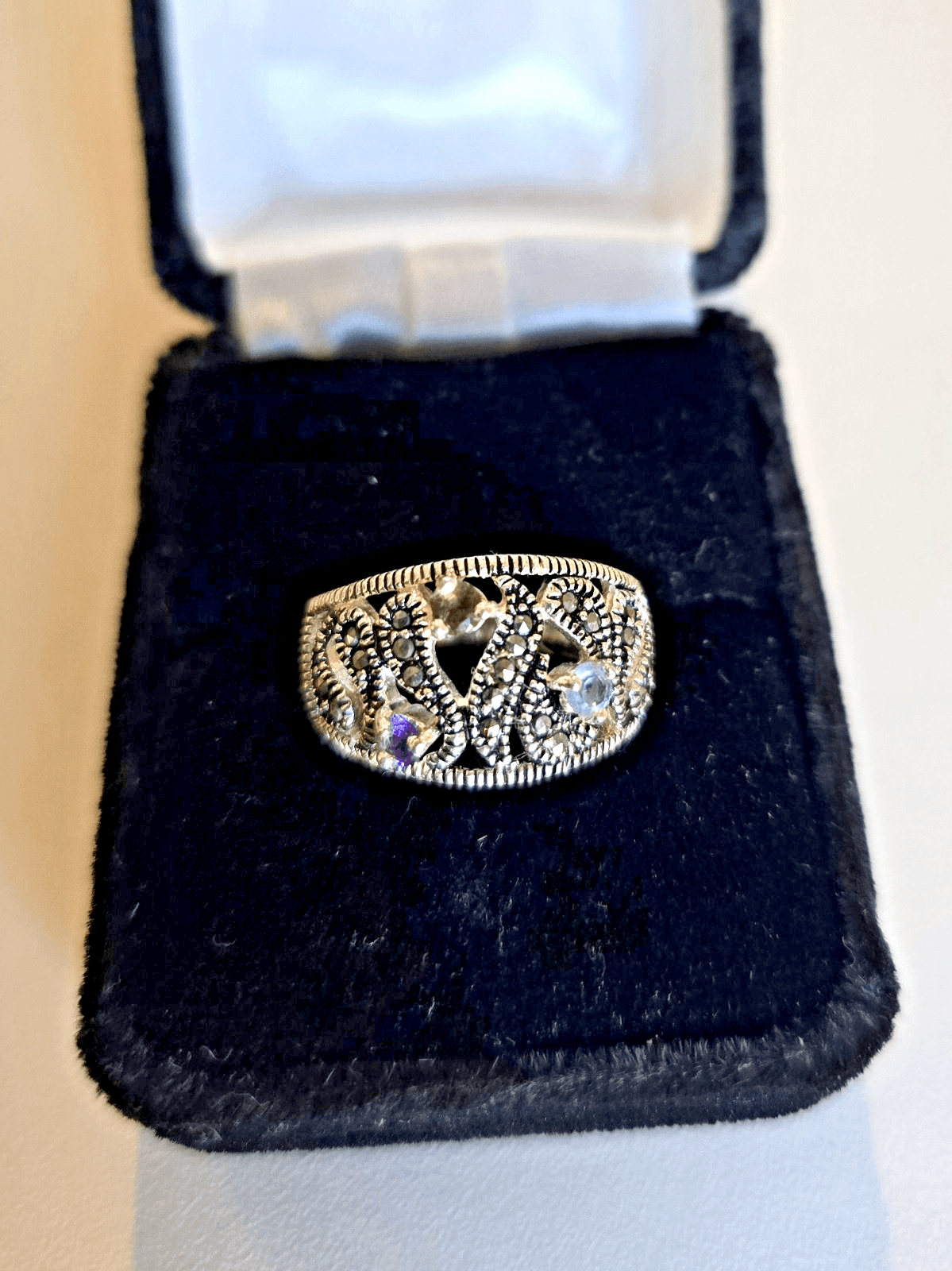 Silver Tone Marcasite with Three Stones Ring Sz 6.5 - Thumbnail 4