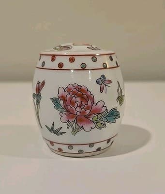 Vintage 20th C. Chinese Porcelain Garden Seat Figural Ginger Jar Famille Rose