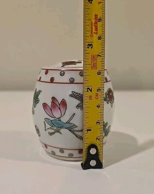 Vintage 20th C. Chinese Porcelain Garden Seat Figural Ginger Jar Famille Rose - Thumbnail 7