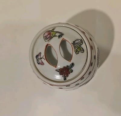 Vintage 20th C. Chinese Porcelain Garden Seat Figural Ginger Jar Famille Rose - Thumbnail 5