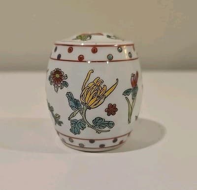 Vintage 20th C. Chinese Porcelain Garden Seat Figural Ginger Jar Famille Rose - Thumbnail 3