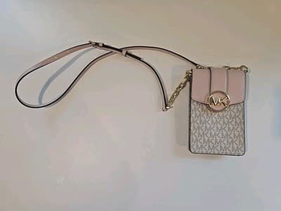 NWOT Michael Kors Carmen Small Logo Smartphone Crossbody Bag Blush Signature - Thumbnail 2