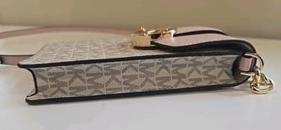 NWOT Michael Kors Carmen Small Logo Smartphone Crossbody Bag Blush Signature - Thumbnail 7