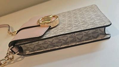 NWOT Michael Kors Carmen Small Logo Smartphone Crossbody Bag Blush Signature - Thumbnail 6