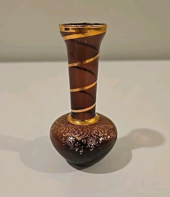 Vintage Bohemian Hand Blown Art Glass Amethyst Footed Flute Bud Vase Gold 5"