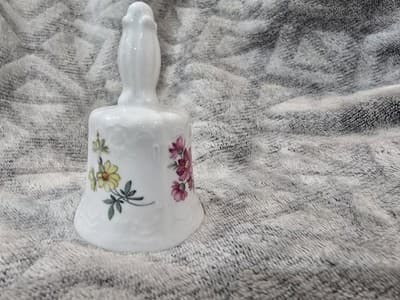 Vintage Schirnding Porzallan Bavaria Porcelain Bell Flowers Floral White - Thumbnail 4