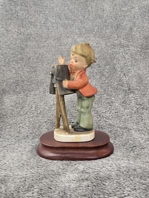 VTG Estate Napco Japan Cameraman 5 ½" Porcelain Figurine! 116 - Thumbnail 2