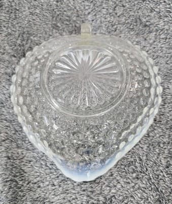Vintage Anchor Hocking Heart Dish Moonstone Opalescent Hobnail 8" Collectible - Thumbnail 2