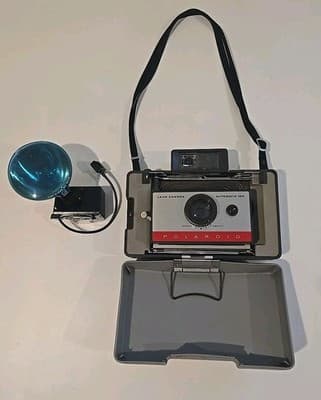Polaroid 104 Automatic Land Camera Instant Camera with Flash #268