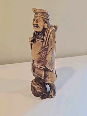 Asian Figurine Vintage ACTION Handcrafted in Italy Resin Cheswick PA 7" Tall - Thumbnail 2