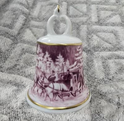 Porcelain Christmas Bell Horse & Carriage Winter Scene Kaiser W Germany 3.25"H - Thumbnail 3