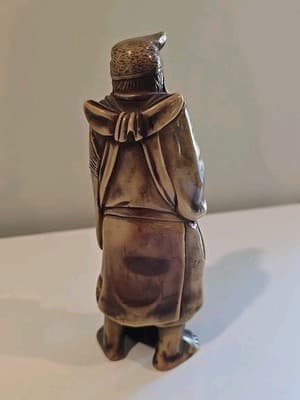 Asian Figurine Vintage ACTION Handcrafted in Italy Resin Cheswick PA 7" Tall - Thumbnail 4