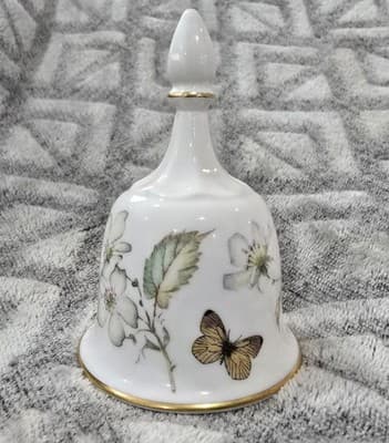 Bow Porcelain 3 ½ in white bell white flowers butterflies gold trim England - Thumbnail 2