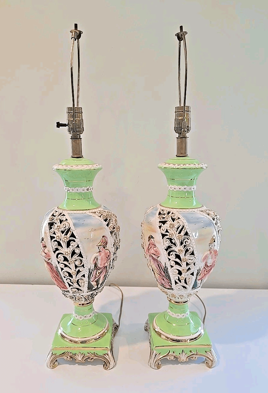 Pair of D'indri Capodimonte Italian Porcelain Lamp Brass Base Hand Painted 29" - Thumbnail 4