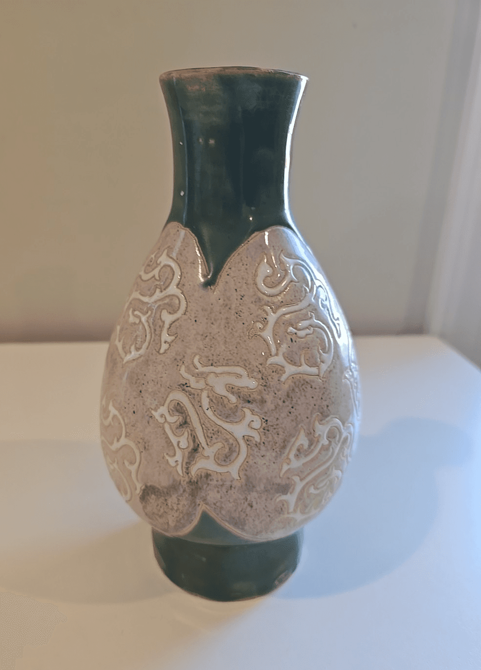 Antique 19th c Chinese Celadon Glaze Porcelain Vase 9" Republic - Thumbnail 2
