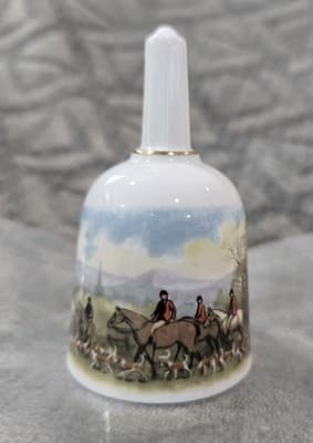 VINTAGE ROYAL WORCESTER FOX HUNT DOGS HORSES PORCELAIN DINNER BELL ENGLAND