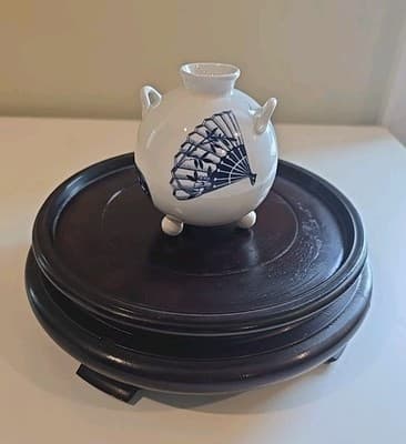 Royal Worcester Japonisme Miniature Orb Three Ball Footed Vase 1875 - Thumbnail 3