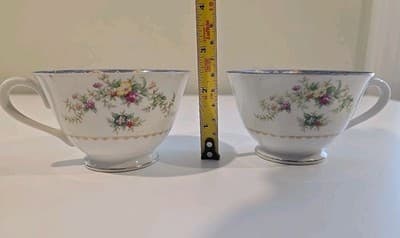 Vintage Cherry China Made In Japan Set Of Two Tea Cups And Saucers - Thumbnail 8