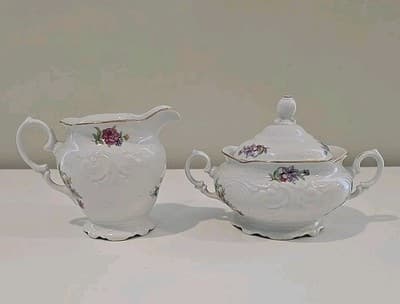 Vintage Walbrzych Creamer and Sugar Set- Meisen Flower - Thumbnail 3