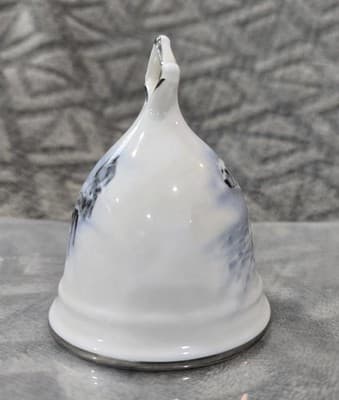 Vintage Sunrise Fine Bone China Yukon Sled team and Polar Bear Mom Baby Bell - Thumbnail 4