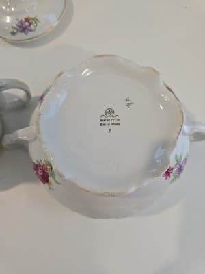 Vintage Walbrzych Creamer and Sugar Set- Meisen Flower - Thumbnail 13