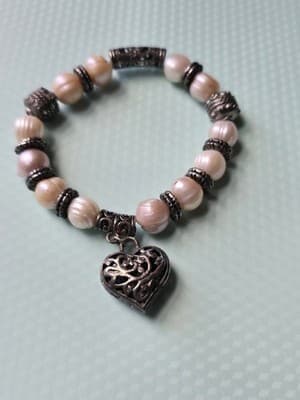Multi Colored Cultured Pearl Bracelet With Heart Charm - New Without Tags