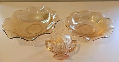 Iridescent Marigold Jeannette Iris & Herringbone Sugar Bowl & Ruffle Bowls 3pc - Thumbnail 2