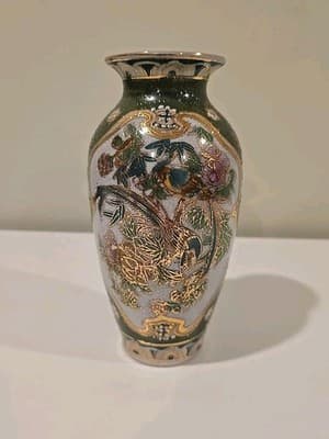 Vintage Chinese Porcelain Vase Birds Peacock Flowers 8.5" China Gold Raised Old - Thumbnail 3