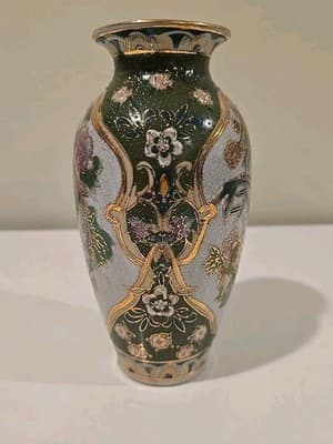 Vintage Chinese Porcelain Vase Birds Peacock Flowers 8.5" China Gold Raised Old - Thumbnail 4
