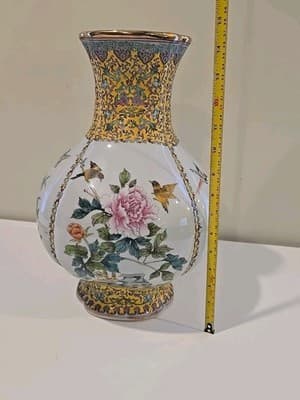 14" Qianlong Marked Chinese Color Enamel Porcelain Flower Bird Vase - Thumbnail 10
