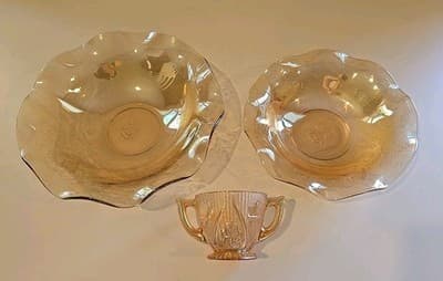 Iridescent Marigold Jeannette Iris & Herringbone Sugar Bowl & Ruffle Bowls 3pc