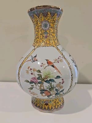 14" Qianlong Marked Chinese Color Enamel Porcelain Flower Bird Vase - Thumbnail 2