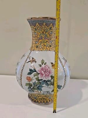 14" Qianlong Marked Chinese Color Enamel Porcelain Flower Bird Vase - Thumbnail 11