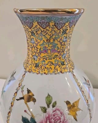 14" Qianlong Marked Chinese Color Enamel Porcelain Flower Bird Vase - Thumbnail 6