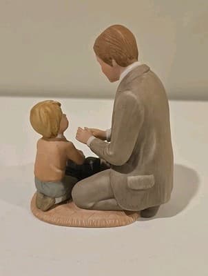 1983 Enesco Treasured Memories “The New Train” E0641 - Thumbnail 4
