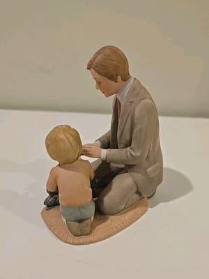 1983 Enesco Treasured Memories “The New Train” E0641 - Thumbnail 3