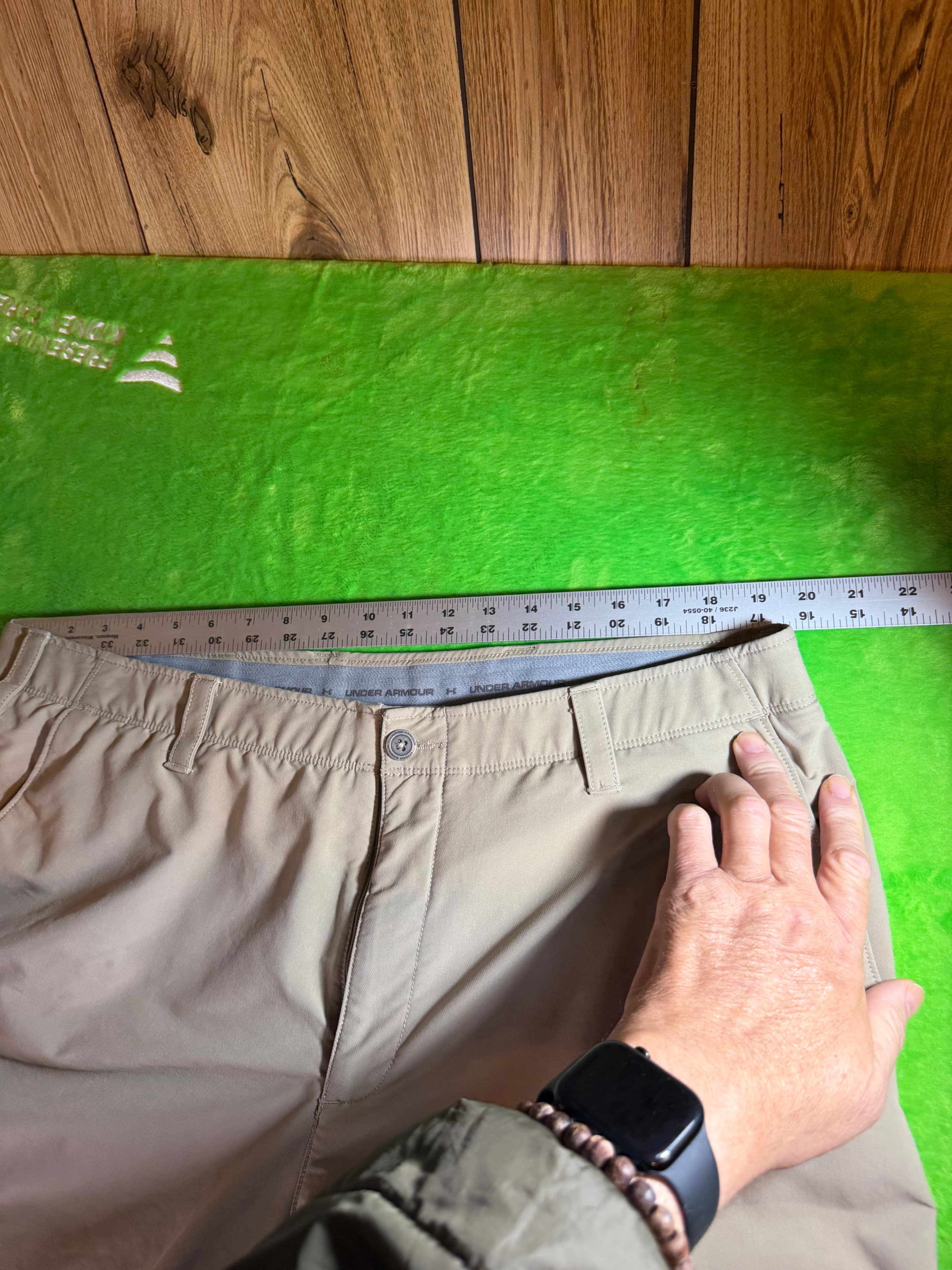 Under Armour Golf Pants Mens Sz 40x34 Khaki Performance Stretch Straight - Thumbnail 7
