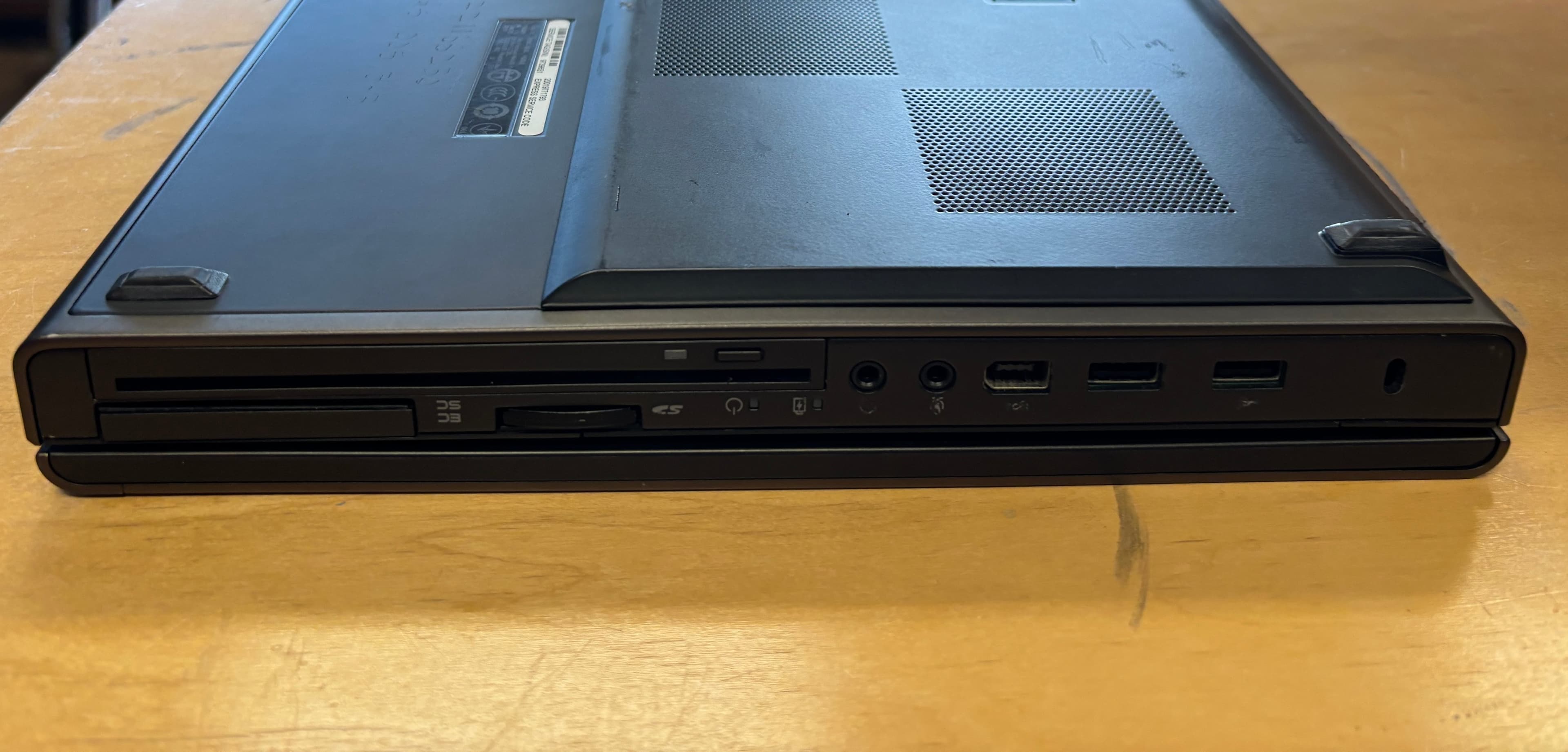 Dell Precision M6000 Laptop i7-2640M 8GB RAM 125GB SSD - Thumbnail 8